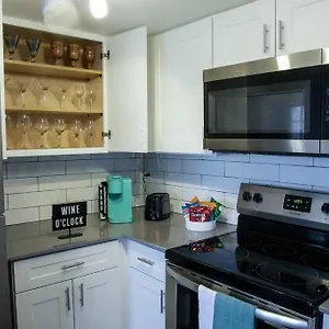  Apartment 2 Bedroom Minutes From Vegas Strip And Airport